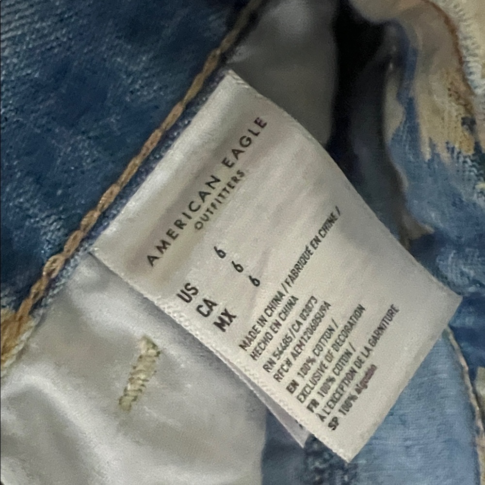 American Eagle Outfitters Blue and Yellow Floral Jean Shorts - Picture 3 of 4